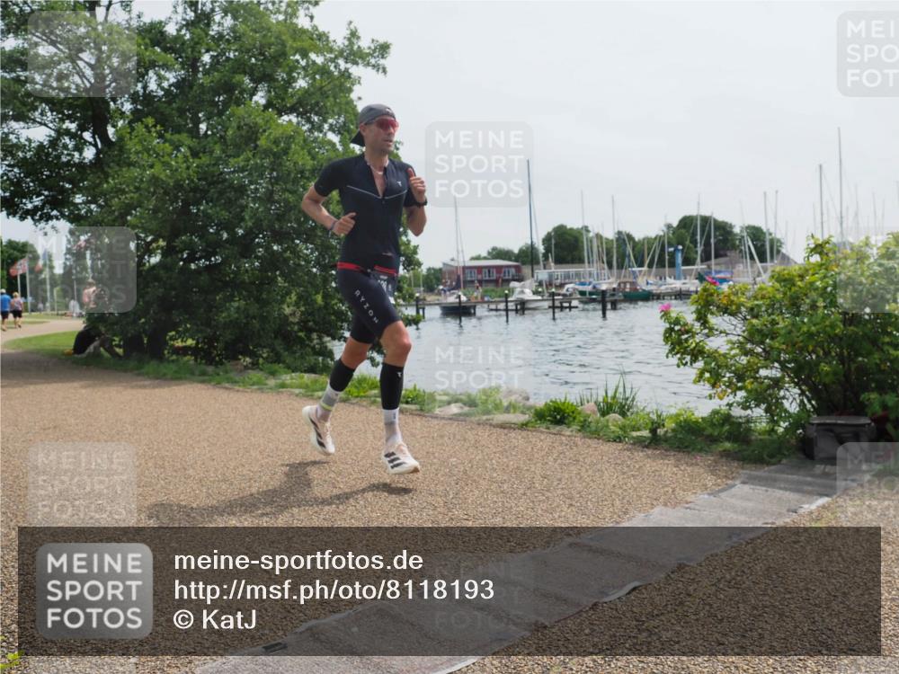 22.06.2025 - Viking Triathlon KatJ http://msf.ph/oto/8118193 22.06.2025 12:55:02 Laufen 14, 188, 189 meine-sportfotos.de