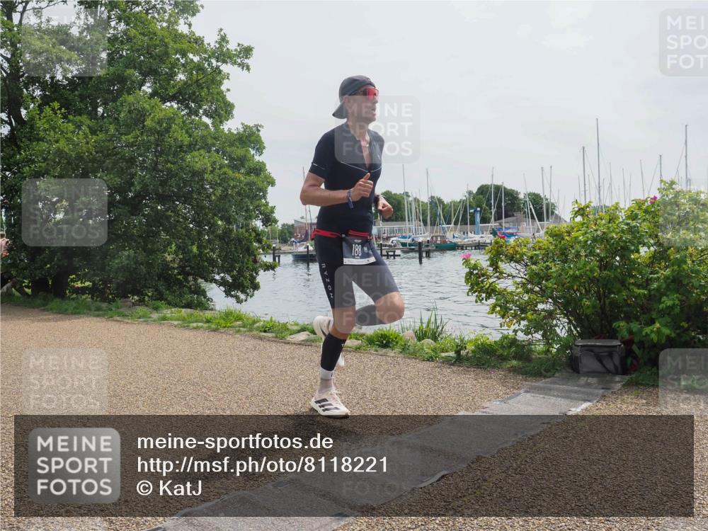 22.06.2025 - Viking Triathlon KatJ http://msf.ph/oto/8118221 22.06.2025 12:55:02 Laufen 14, 188, 189 meine-sportfotos.de