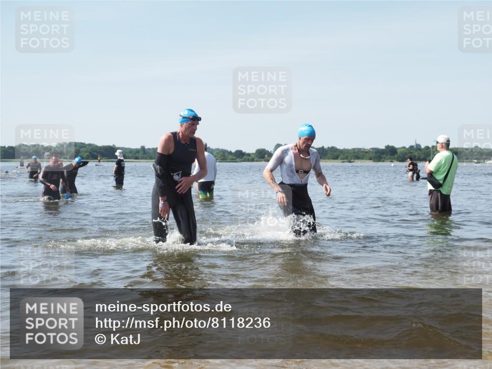 22.06.2025 - Viking Triathlon KatJ http://msf.ph/oto/8118236 22.06.2025 10:45:33 Schwimmen 102, 108, 197, 466, 519, 605 meine-sportfotos.de