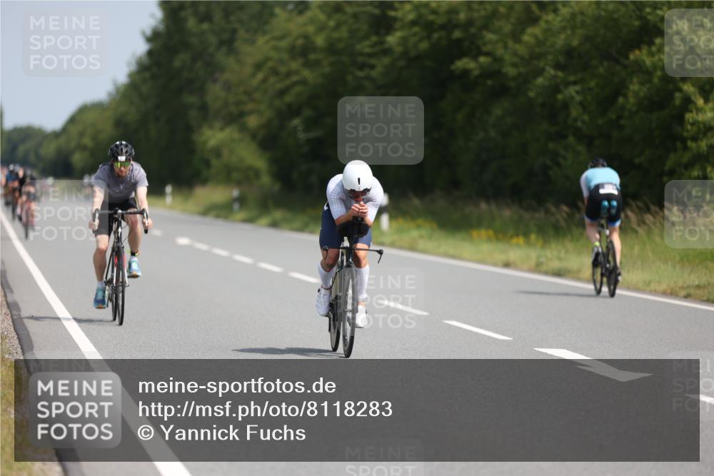 22.06.2025 - Viking Triathlon Yannick Fuchs http://msf.ph/oto/8118283 22.06.2025 11:43:59 Radfahren 6, 31, 143, 396 meine-sportfotos.de
