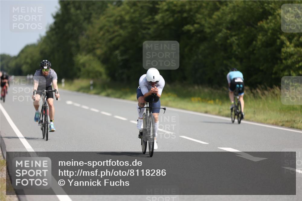 22.06.2025 - Viking Triathlon Yannick Fuchs http://msf.ph/oto/8118286 22.06.2025 11:43:59 Radfahren 6, 31, 143, 396 meine-sportfotos.de