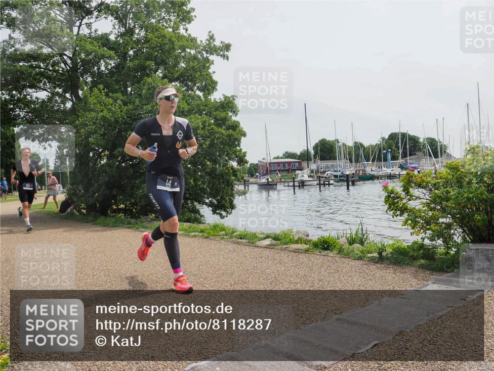 22.06.2025 - Viking Triathlon KatJ http://msf.ph/oto/8118287 22.06.2025 12:55:04 Laufen 14, 188, 189 meine-sportfotos.de