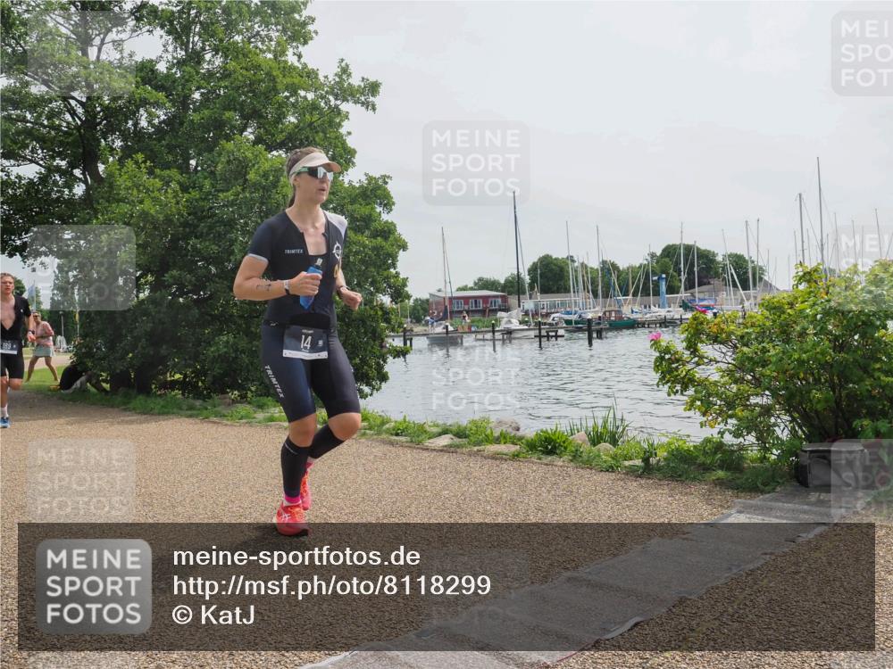 22.06.2025 - Viking Triathlon KatJ http://msf.ph/oto/8118299 22.06.2025 12:55:04 Laufen 14, 188, 189 meine-sportfotos.de