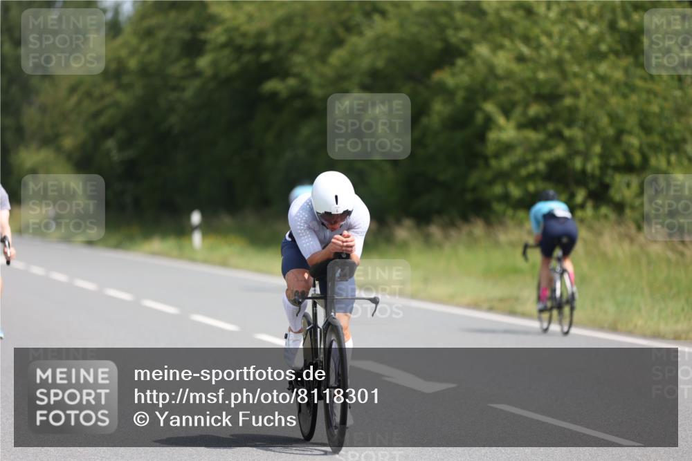 22.06.2025 - Viking Triathlon Yannick Fuchs http://msf.ph/oto/8118301 22.06.2025 11:43:59 Radfahren 6, 31, 143, 396 meine-sportfotos.de