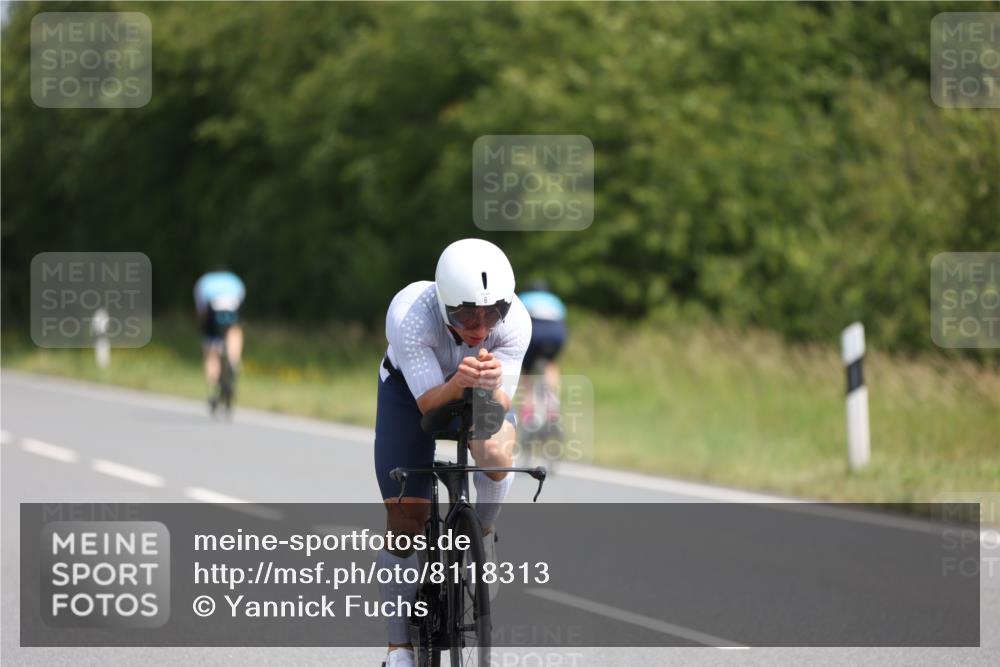 22.06.2025 - Viking Triathlon Yannick Fuchs http://msf.ph/oto/8118313 22.06.2025 11:44:00 Radfahren 6, 31, 143, 396 meine-sportfotos.de