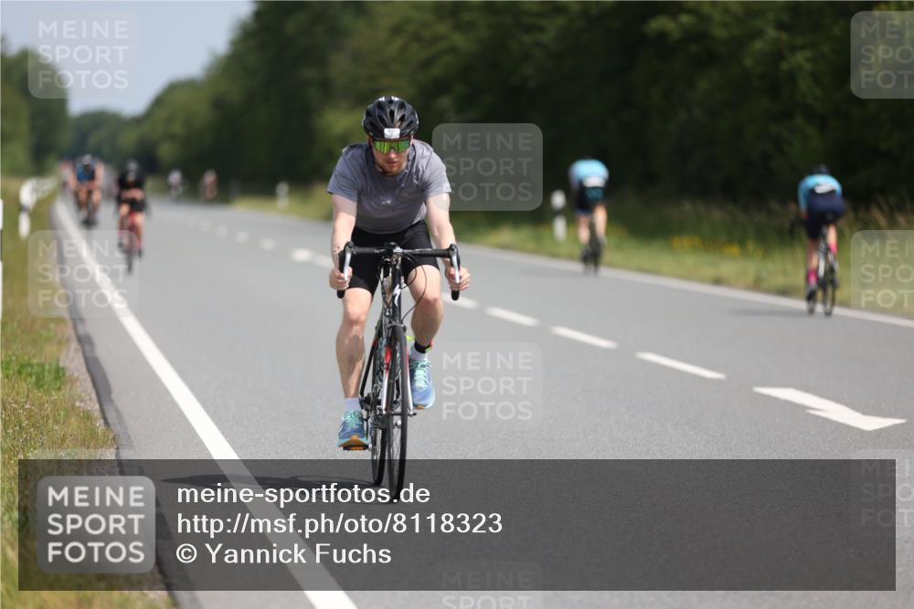22.06.2025 - Viking Triathlon Yannick Fuchs http://msf.ph/oto/8118323 22.06.2025 11:44:01 Radfahren 6, 31, 121, 143, 396 meine-sportfotos.de