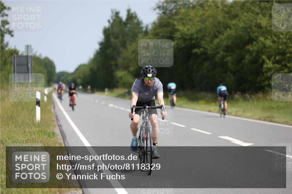 22.06.2025 - Viking Triathlon Yannick Fuchs http://msf.ph/oto/8118329 22.06.2025 11:44:01 Radfahren 6, 31, 121, 143, 396 meine-sportfotos.de