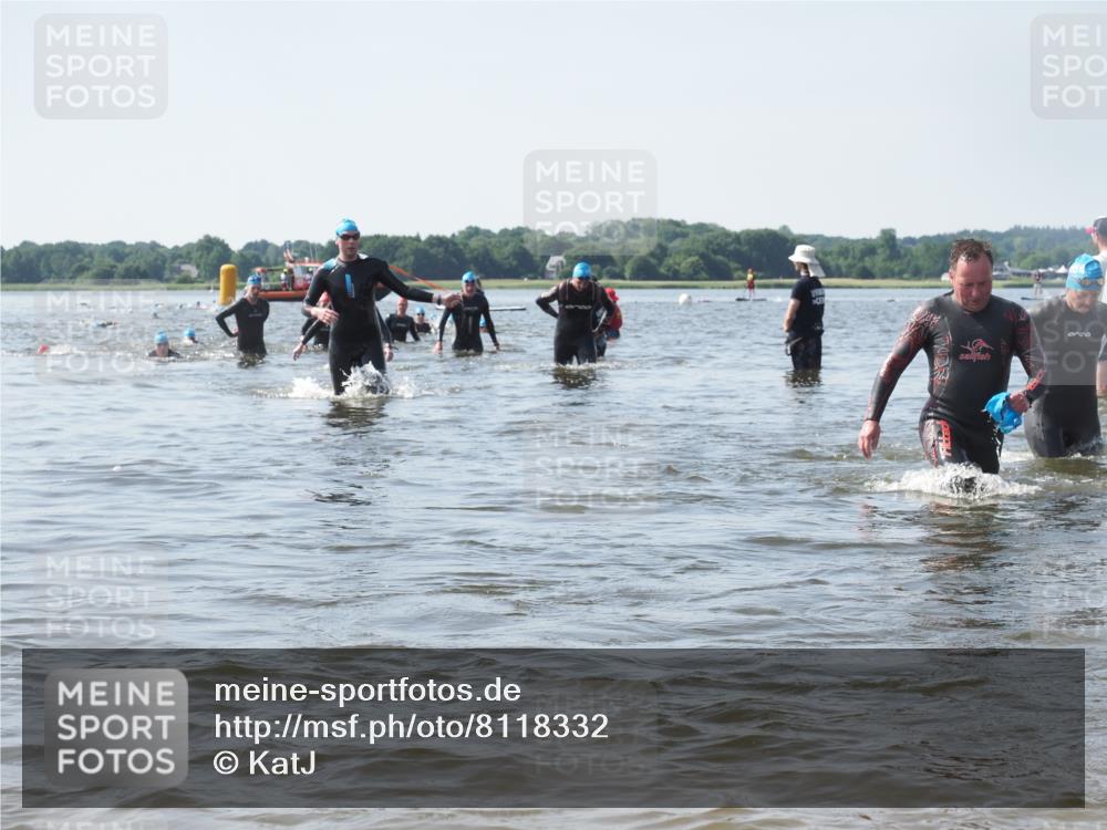 22.06.2025 - Viking Triathlon KatJ http://msf.ph/oto/8118332 22.06.2025 10:45:38 Schwimmen 95, 102, 197, 425, 466, 519 meine-sportfotos.de