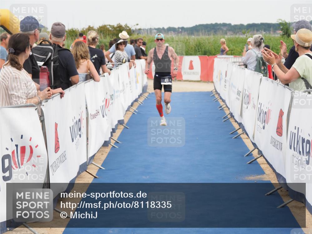 22.06.2025 - Viking Triathlon MichiJ http://msf.ph/oto/8118335 22.06.2025 15:08:20 Ziel 411 meine-sportfotos.de