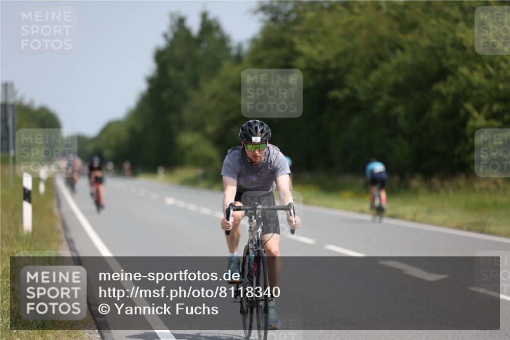 22.06.2025 - Viking Triathlon Yannick Fuchs http://msf.ph/oto/8118340 22.06.2025 11:44:01 Radfahren 6, 31, 121, 143, 396 meine-sportfotos.de