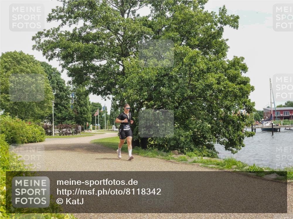 22.06.2025 - Viking Triathlon KatJ http://msf.ph/oto/8118342 22.06.2025 15:10:33 Laufen 530 meine-sportfotos.de