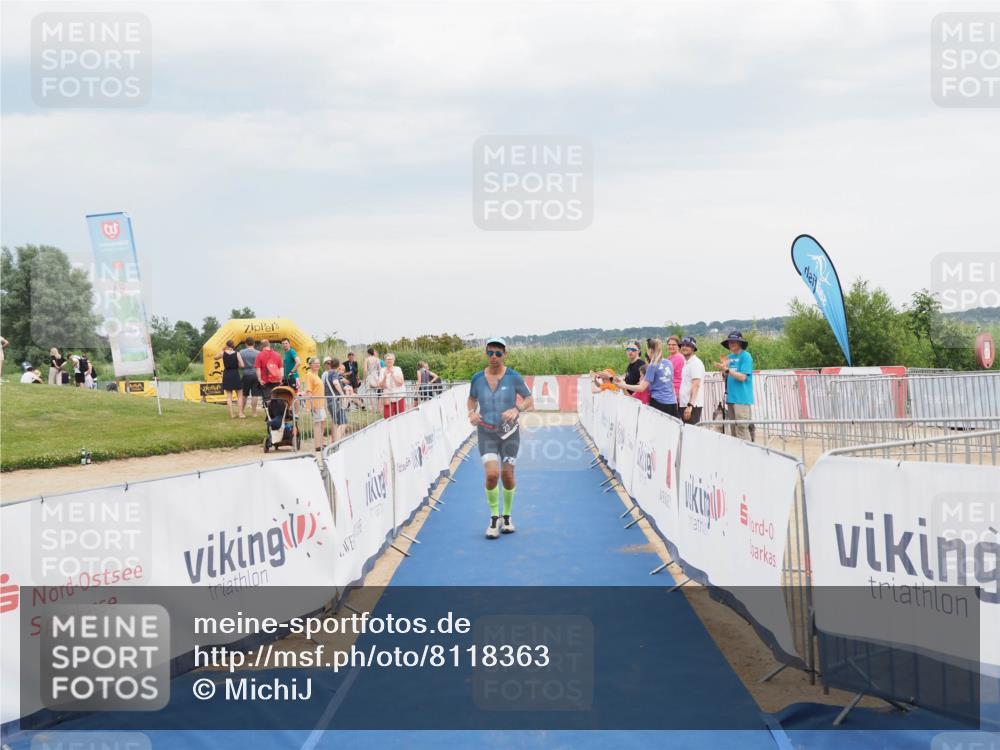 22.06.2025 - Viking Triathlon MichiJ http://msf.ph/oto/8118363 22.06.2025 16:56:15 Ziel 23 meine-sportfotos.de