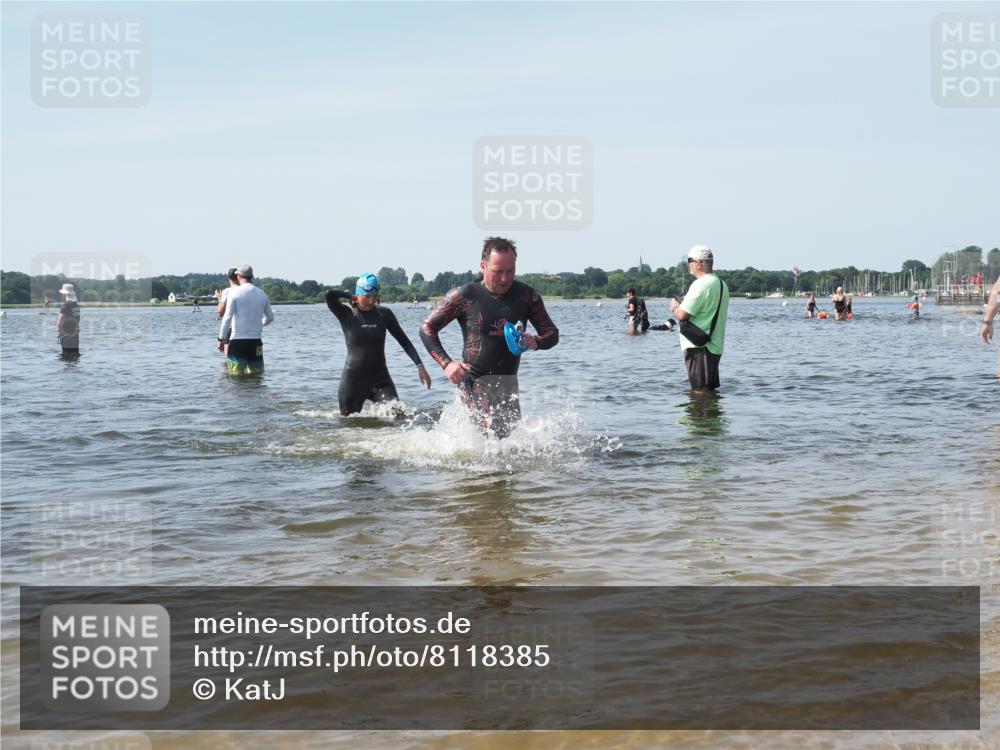 22.06.2025 - Viking Triathlon KatJ http://msf.ph/oto/8118385 22.06.2025 10:45:41 Schwimmen 95, 197, 360, 425, 466, 519 meine-sportfotos.de