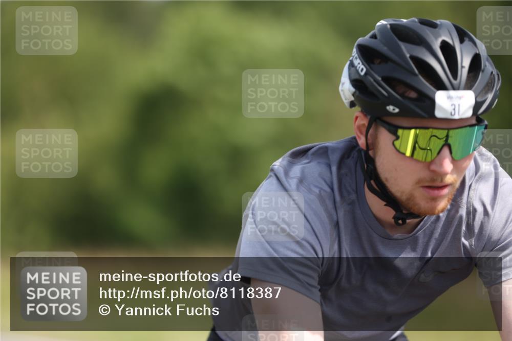 22.06.2025 - Viking Triathlon Yannick Fuchs http://msf.ph/oto/8118387 22.06.2025 11:44:03 Radfahren 6, 31, 121, 143, 396 meine-sportfotos.de