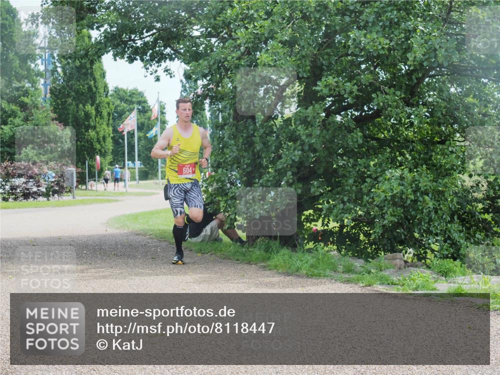 22.06.2025 - Viking Triathlon KatJ http://msf.ph/oto/8118447 22.06.2025 12:55:43 Laufen 604 meine-sportfotos.de