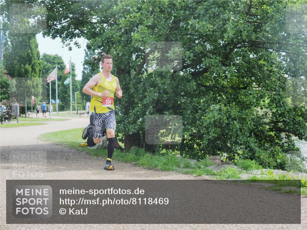 22.06.2025 - Viking Triathlon KatJ http://msf.ph/oto/8118469 22.06.2025 12:55:43 Laufen 604 meine-sportfotos.de