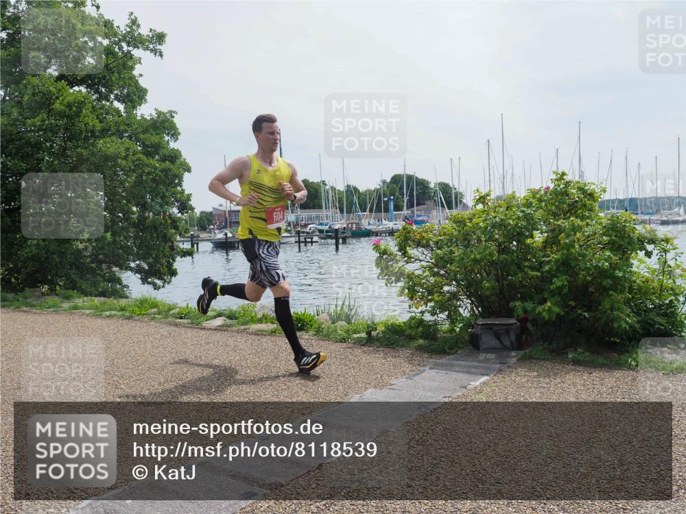 22.06.2025 - Viking Triathlon KatJ http://msf.ph/oto/8118539 22.06.2025 12:55:45 Laufen 604 meine-sportfotos.de