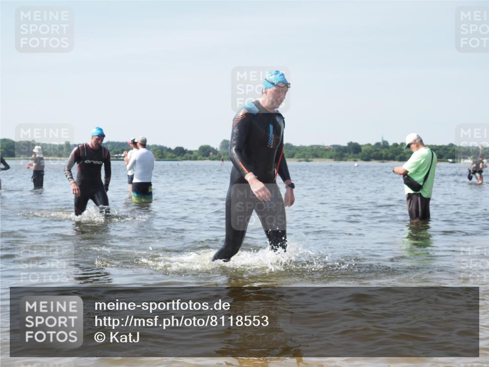 22.06.2025 - Viking Triathlon KatJ http://msf.ph/oto/8118553 22.06.2025 10:45:49 Schwimmen 95, 360, 372, 425, 468, 519, 615, 621, 633 meine-sportfotos.de