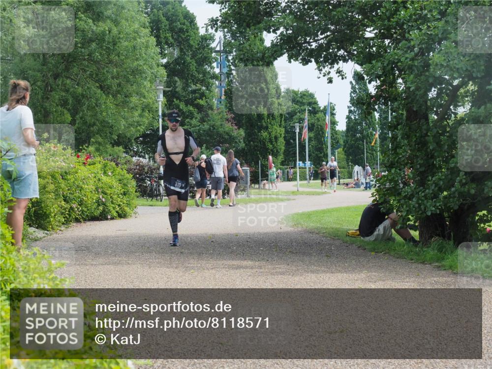 22.06.2025 - Viking Triathlon KatJ http://msf.ph/oto/8118571 22.06.2025 12:56:31 Laufen 310 meine-sportfotos.de