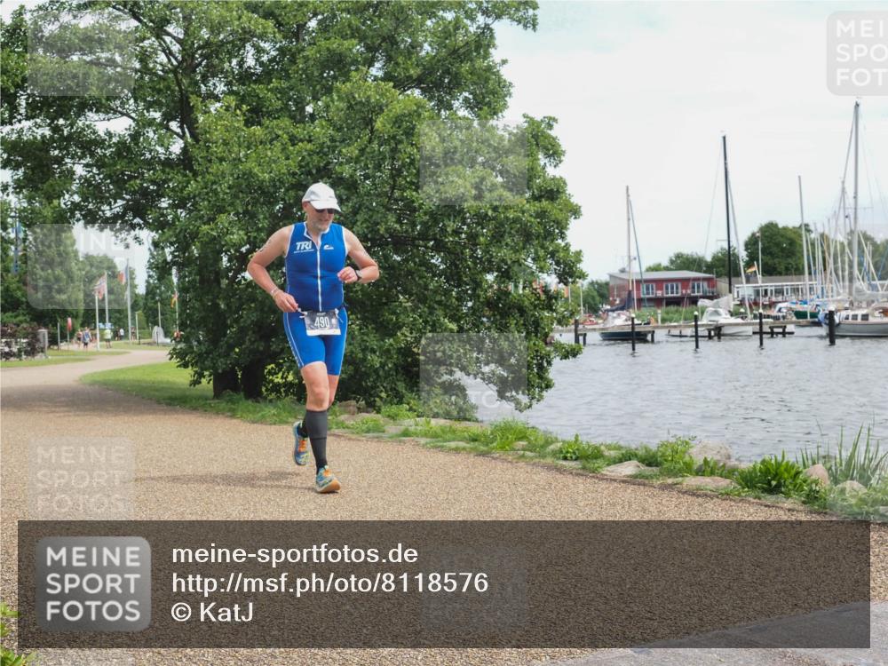22.06.2025 - Viking Triathlon KatJ http://msf.ph/oto/8118576 22.06.2025 15:11:20 Laufen 490 meine-sportfotos.de