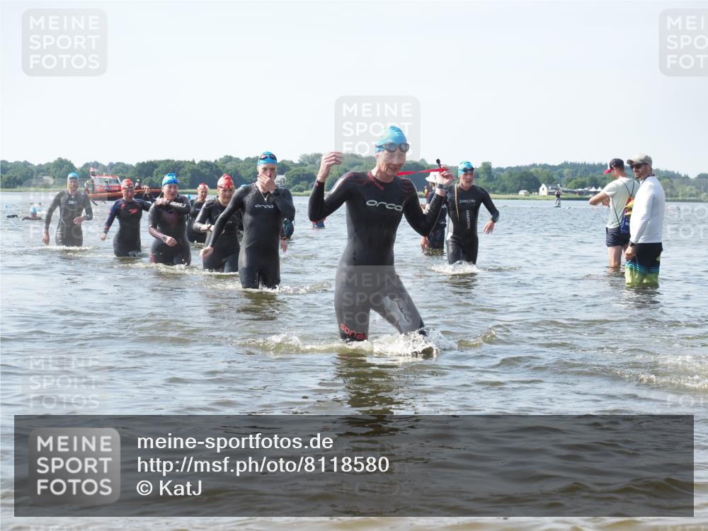 22.06.2025 - Viking Triathlon KatJ http://msf.ph/oto/8118580 22.06.2025 10:45:52 Schwimmen 95, 342, 360, 372, 425, 468, 519, 615, 621, 633 meine-sportfotos.de