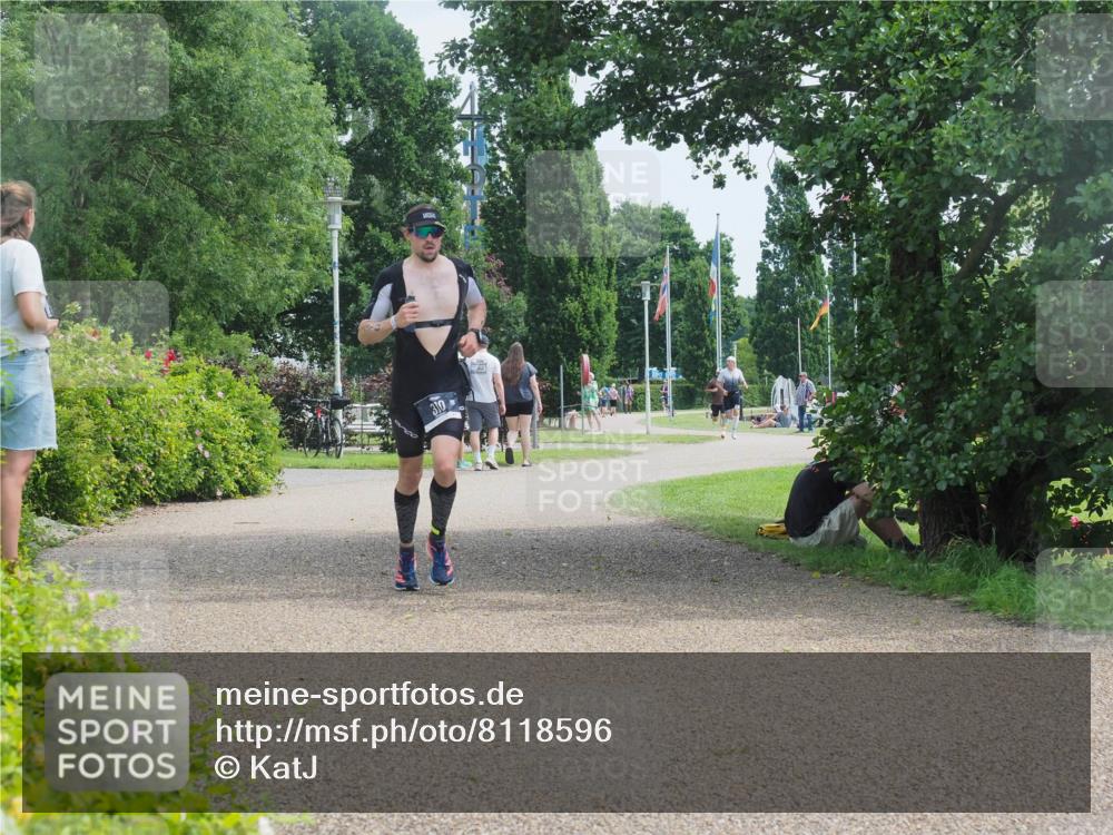 22.06.2025 - Viking Triathlon KatJ http://msf.ph/oto/8118596 22.06.2025 12:56:32 Laufen 310 meine-sportfotos.de