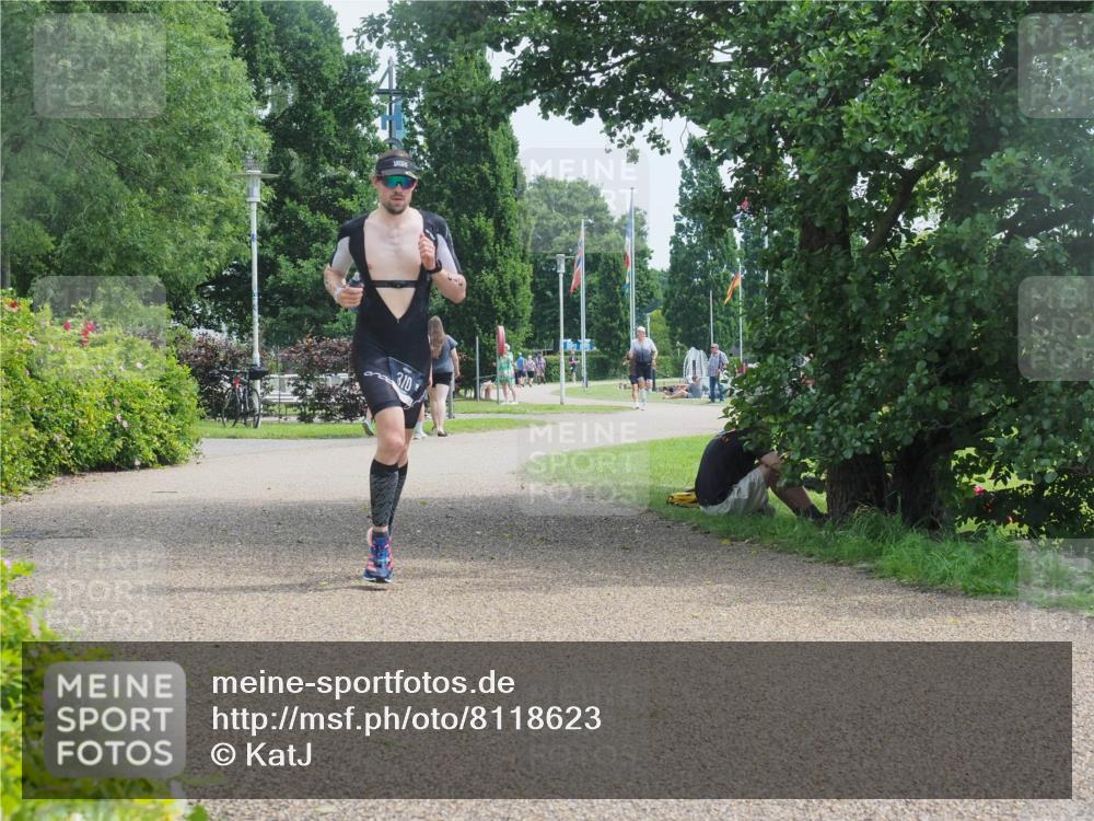 22.06.2025 - Viking Triathlon KatJ http://msf.ph/oto/8118623 22.06.2025 12:56:33 Laufen 310 meine-sportfotos.de