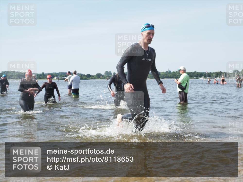22.06.2025 - Viking Triathlon KatJ http://msf.ph/oto/8118653 22.06.2025 10:46:00 Schwimmen 217, 342, 360, 372, 468, 525, 615, 621, 633, 647 meine-sportfotos.de