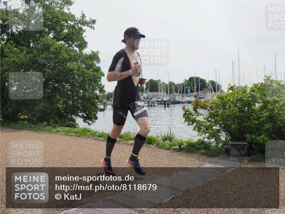 22.06.2025 - Viking Triathlon KatJ http://msf.ph/oto/8118679 22.06.2025 12:56:35 Laufen 310 meine-sportfotos.de