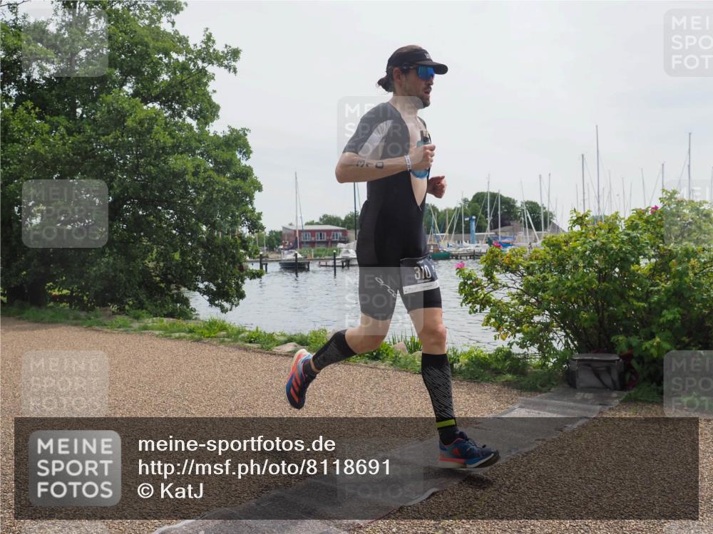 22.06.2025 - Viking Triathlon KatJ http://msf.ph/oto/8118691 22.06.2025 12:56:35 Laufen 310 meine-sportfotos.de