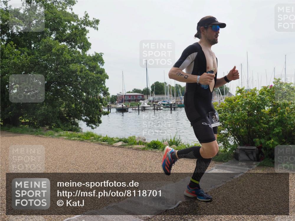 22.06.2025 - Viking Triathlon KatJ http://msf.ph/oto/8118701 22.06.2025 12:56:35 Laufen 310 meine-sportfotos.de