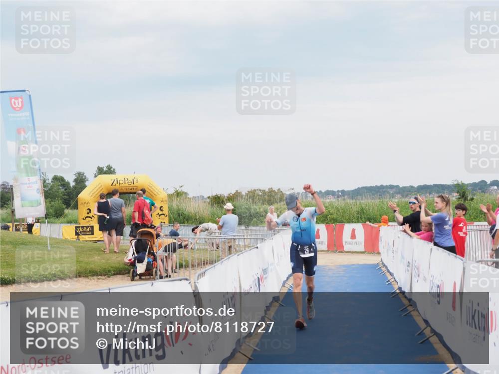 22.06.2025 - Viking Triathlon MichiJ http://msf.ph/oto/8118727 22.06.2025 16:59:17 Ziel 26 meine-sportfotos.de