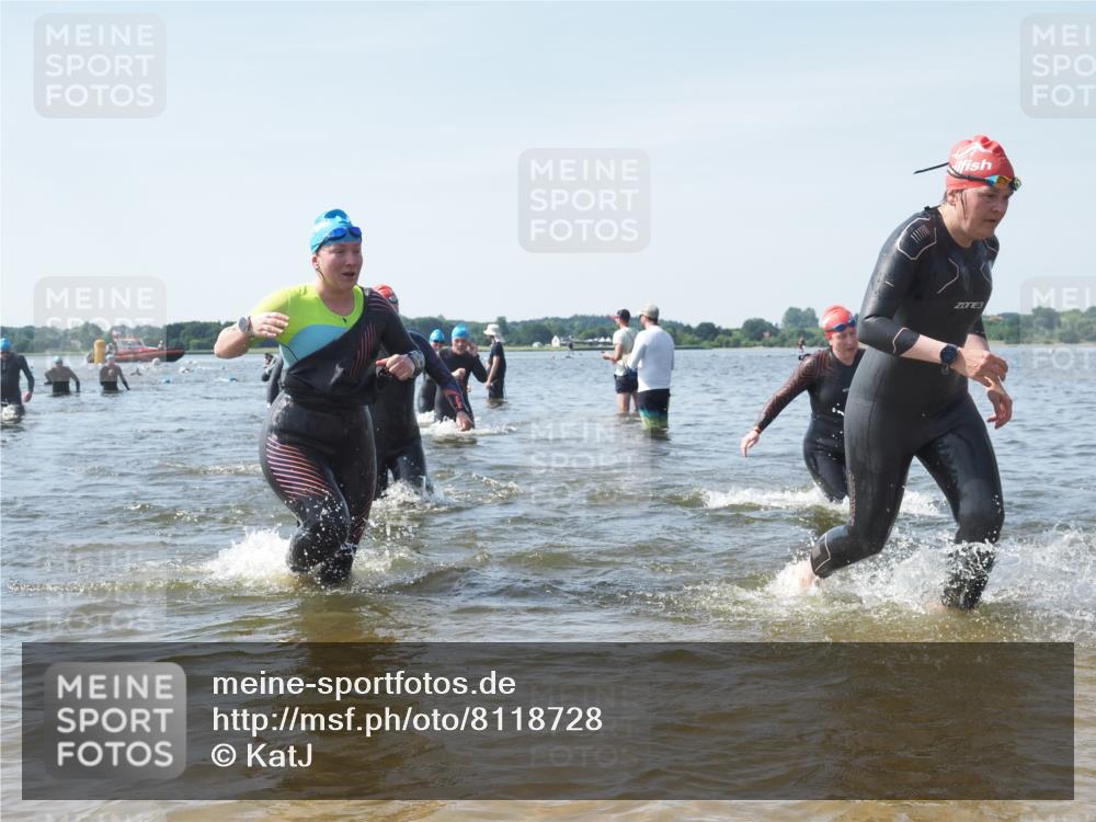 22.06.2025 - Viking Triathlon KatJ http://msf.ph/oto/8118728 22.06.2025 10:46:03 Schwimmen 144, 217, 342, 372, 468, 525, 615, 621, 633, 647 meine-sportfotos.de