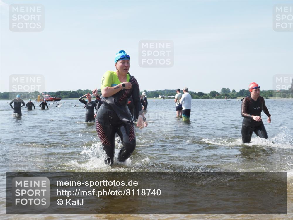22.06.2025 - Viking Triathlon KatJ http://msf.ph/oto/8118740 22.06.2025 10:46:04 Schwimmen 144, 217, 342, 372, 468, 525, 615, 621, 633, 647 meine-sportfotos.de
