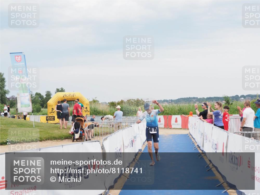 22.06.2025 - Viking Triathlon MichiJ http://msf.ph/oto/8118741 22.06.2025 16:59:18 Ziel 26 meine-sportfotos.de