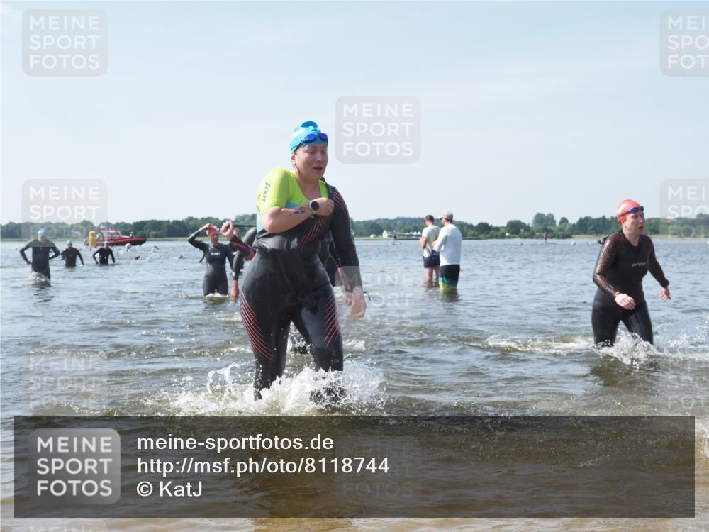 22.06.2025 - Viking Triathlon KatJ http://msf.ph/oto/8118744 22.06.2025 10:46:04 Schwimmen 144, 217, 342, 372, 468, 525, 615, 621, 633, 647 meine-sportfotos.de