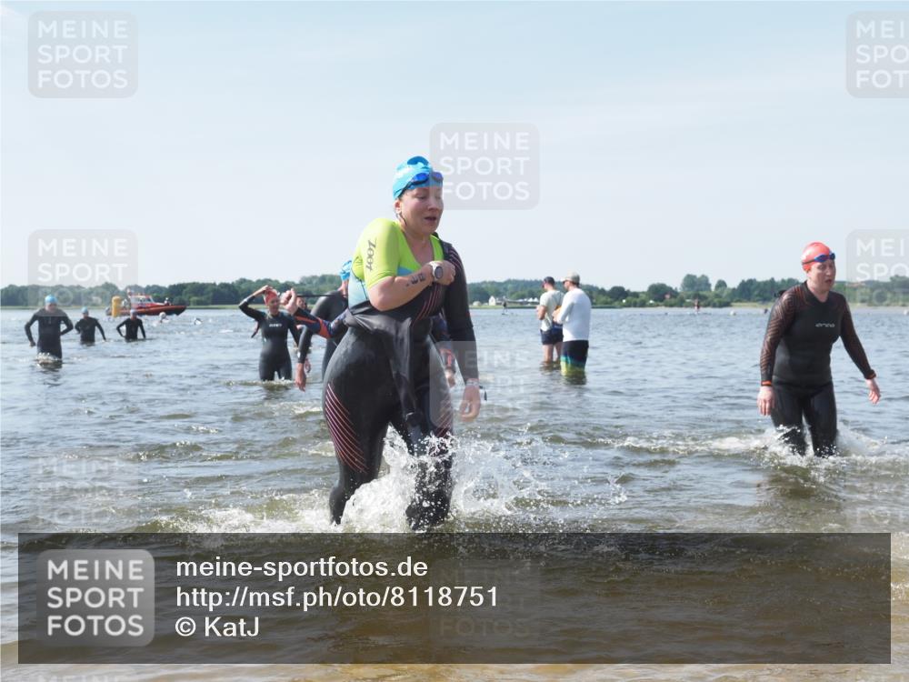 22.06.2025 - Viking Triathlon KatJ http://msf.ph/oto/8118751 22.06.2025 10:46:04 Schwimmen 144, 217, 342, 372, 468, 525, 615, 621, 633, 647 meine-sportfotos.de