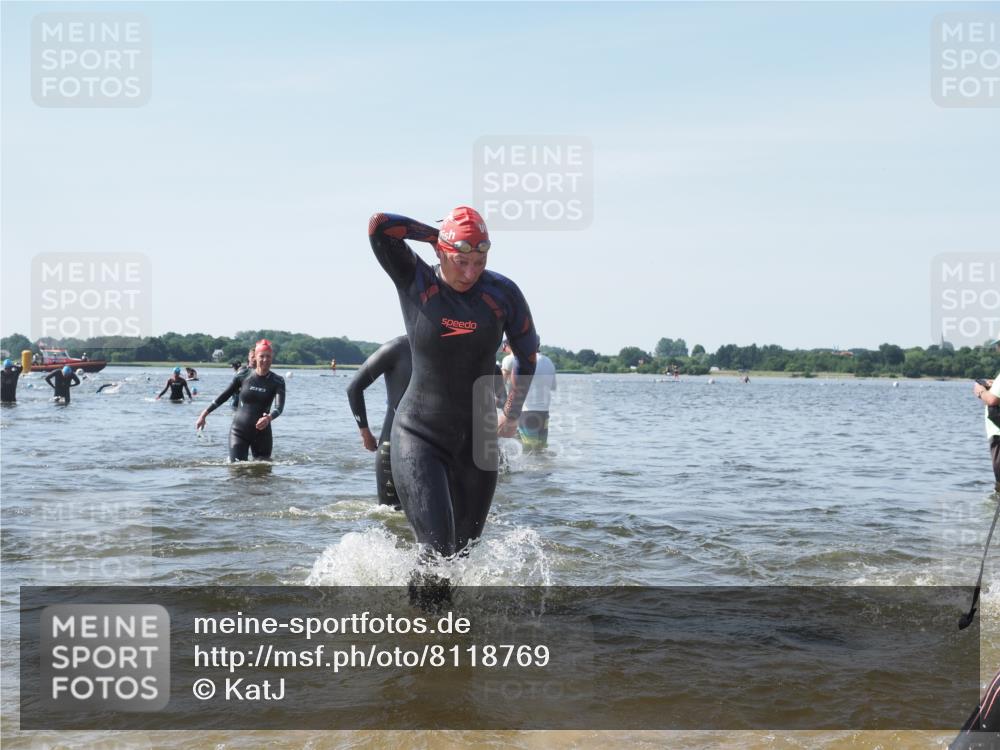 22.06.2025 - Viking Triathlon KatJ http://msf.ph/oto/8118769 22.06.2025 10:46:06 Schwimmen 121, 144, 217, 342, 372, 468, 525, 615, 621, 633, 647 meine-sportfotos.de