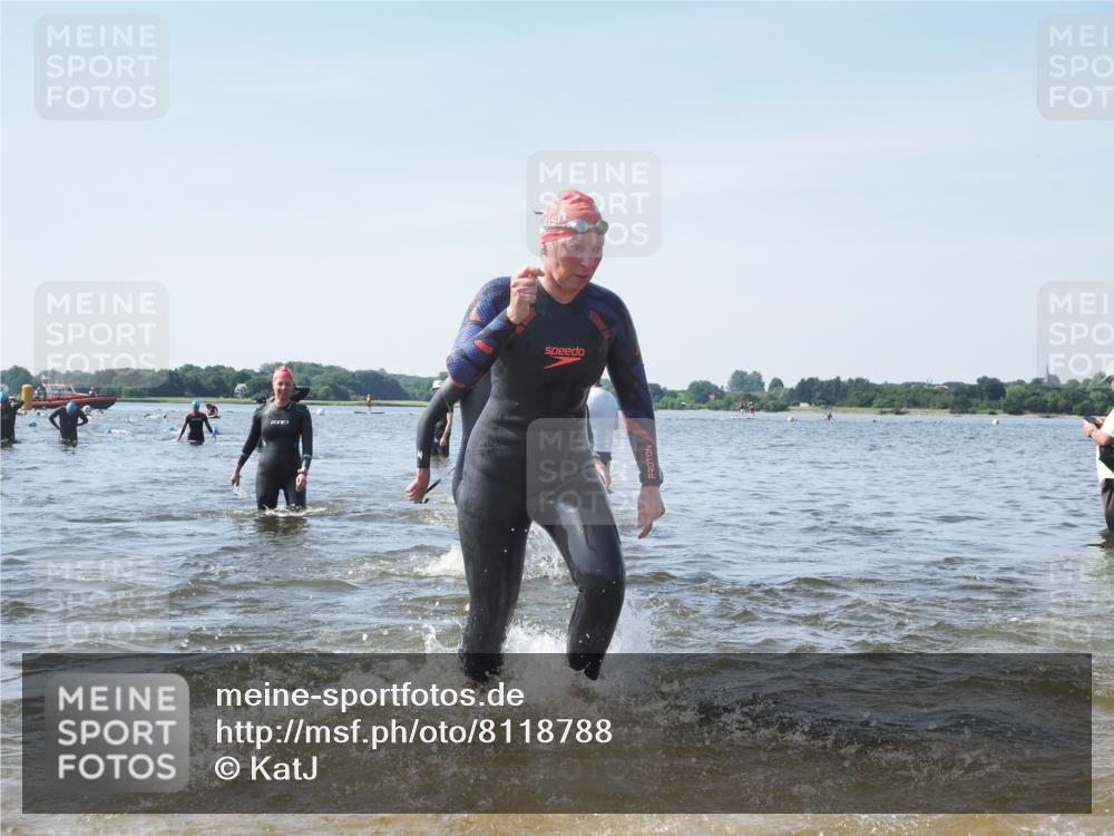 22.06.2025 - Viking Triathlon KatJ http://msf.ph/oto/8118788 22.06.2025 10:46:07 Schwimmen 121, 144, 217, 342, 372, 468, 525, 615, 621, 633, 647 meine-sportfotos.de