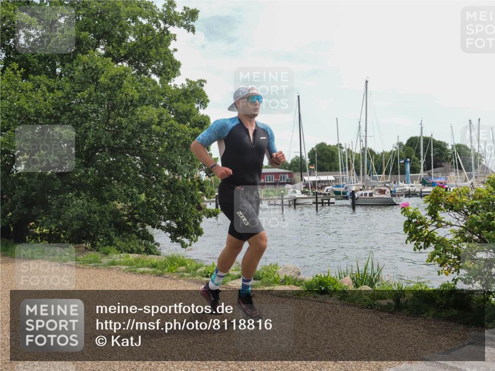 22.06.2025 - Viking Triathlon KatJ http://msf.ph/oto/8118816 22.06.2025 13:31:42 Laufen 458 meine-sportfotos.de