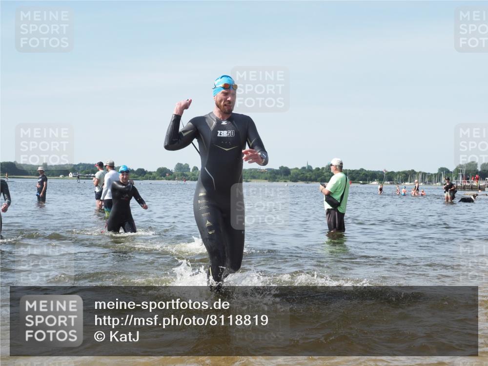 22.06.2025 - Viking Triathlon KatJ http://msf.ph/oto/8118819 22.06.2025 10:46:09 Schwimmen 121, 144, 213, 217, 342, 468, 525, 615, 621, 647 meine-sportfotos.de
