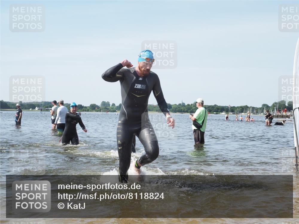 22.06.2025 - Viking Triathlon KatJ http://msf.ph/oto/8118824 22.06.2025 10:46:09 Schwimmen 121, 144, 213, 217, 342, 468, 525, 615, 621, 647 meine-sportfotos.de