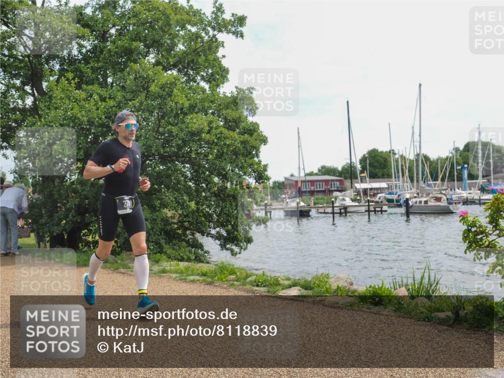 22.06.2025 - Viking Triathlon KatJ http://msf.ph/oto/8118839 22.06.2025 13:31:48 Laufen 324, 370 meine-sportfotos.de