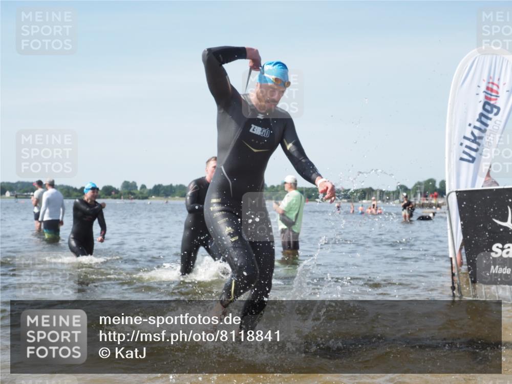 22.06.2025 - Viking Triathlon KatJ http://msf.ph/oto/8118841 22.06.2025 10:46:09 Schwimmen 121, 144, 213, 217, 342, 468, 525, 615, 621, 647 meine-sportfotos.de