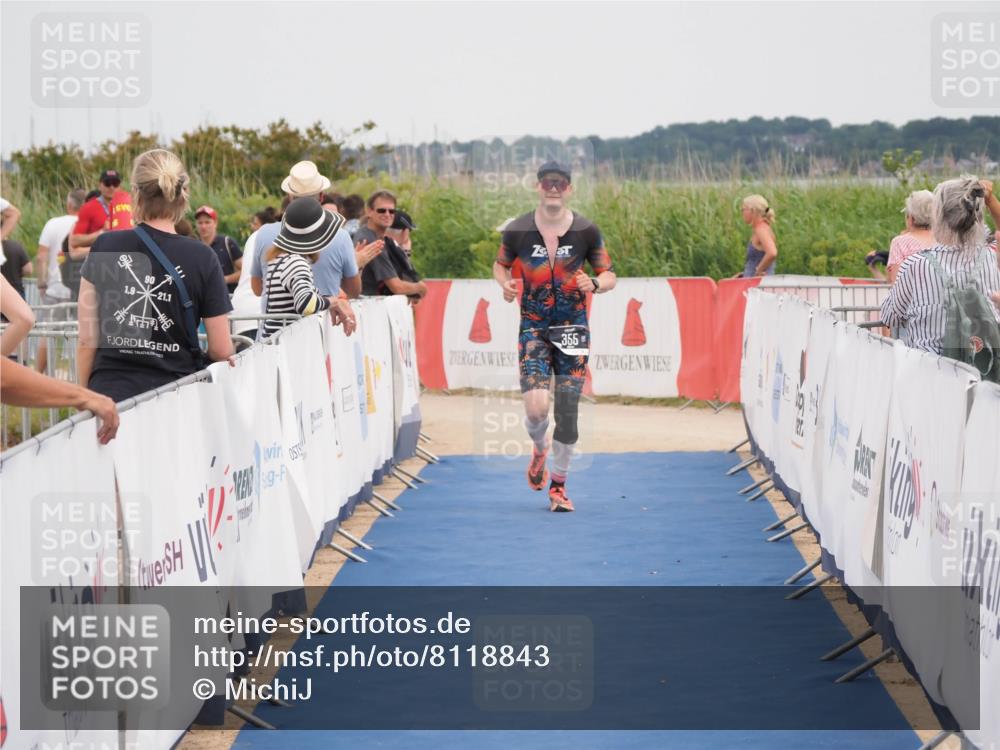 22.06.2025 - Viking Triathlon MichiJ http://msf.ph/oto/8118843 22.06.2025 15:08:33 Ziel 355 meine-sportfotos.de