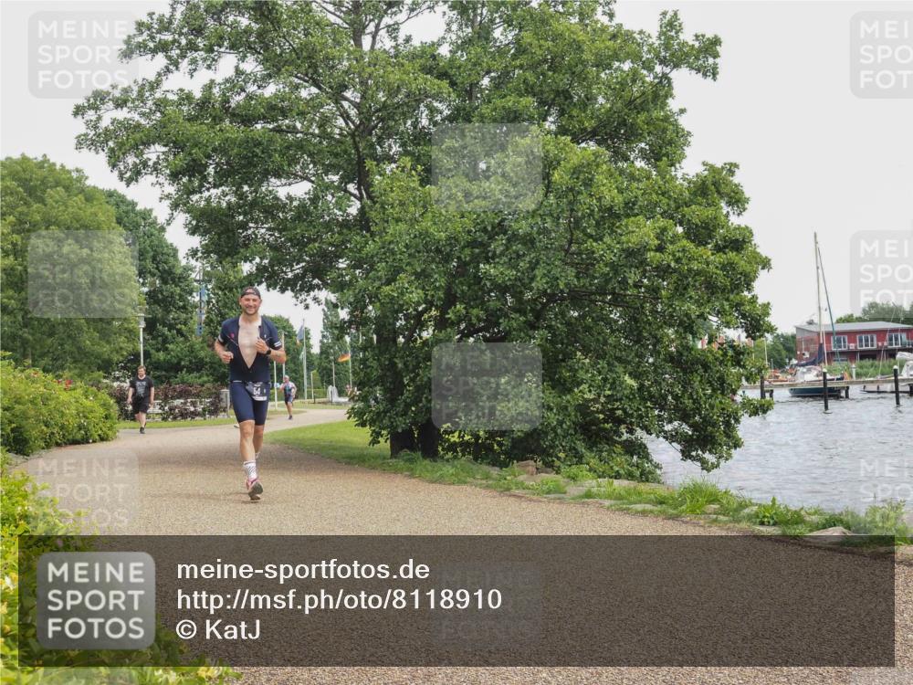 22.06.2025 - Viking Triathlon KatJ http://msf.ph/oto/8118910 22.06.2025 15:12:15 Laufen 54 meine-sportfotos.de
