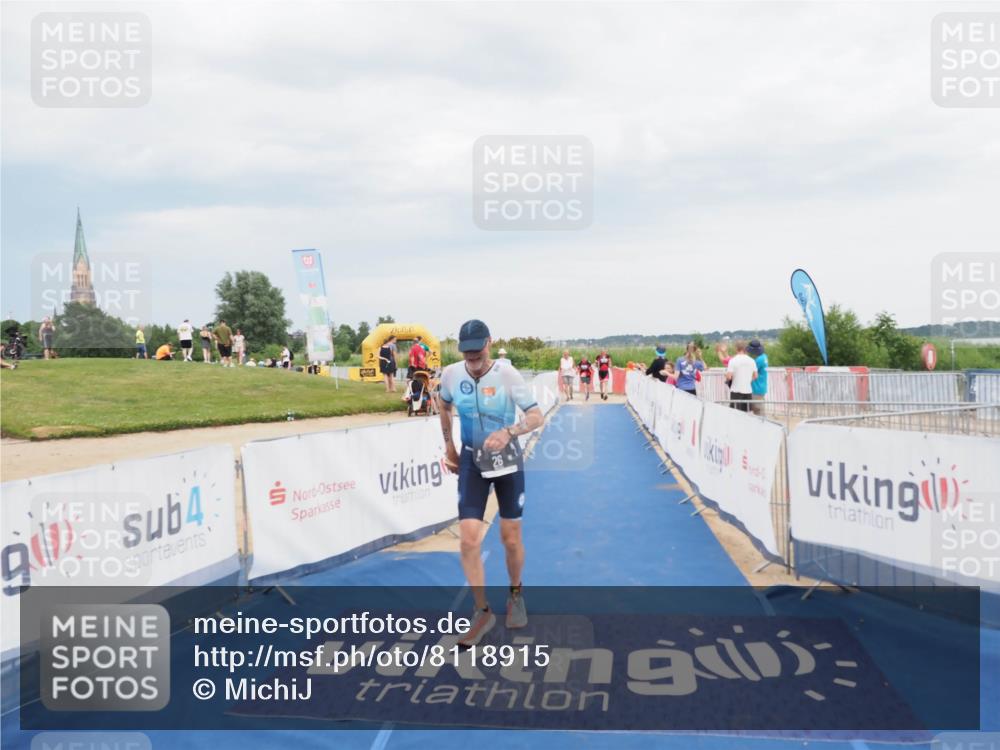 22.06.2025 - Viking Triathlon MichiJ http://msf.ph/oto/8118915 22.06.2025 16:59:20 Ziel 26 meine-sportfotos.de