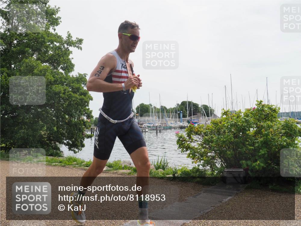 22.06.2025 - Viking Triathlon KatJ http://msf.ph/oto/8118953 22.06.2025 12:57:01 Laufen 340 meine-sportfotos.de