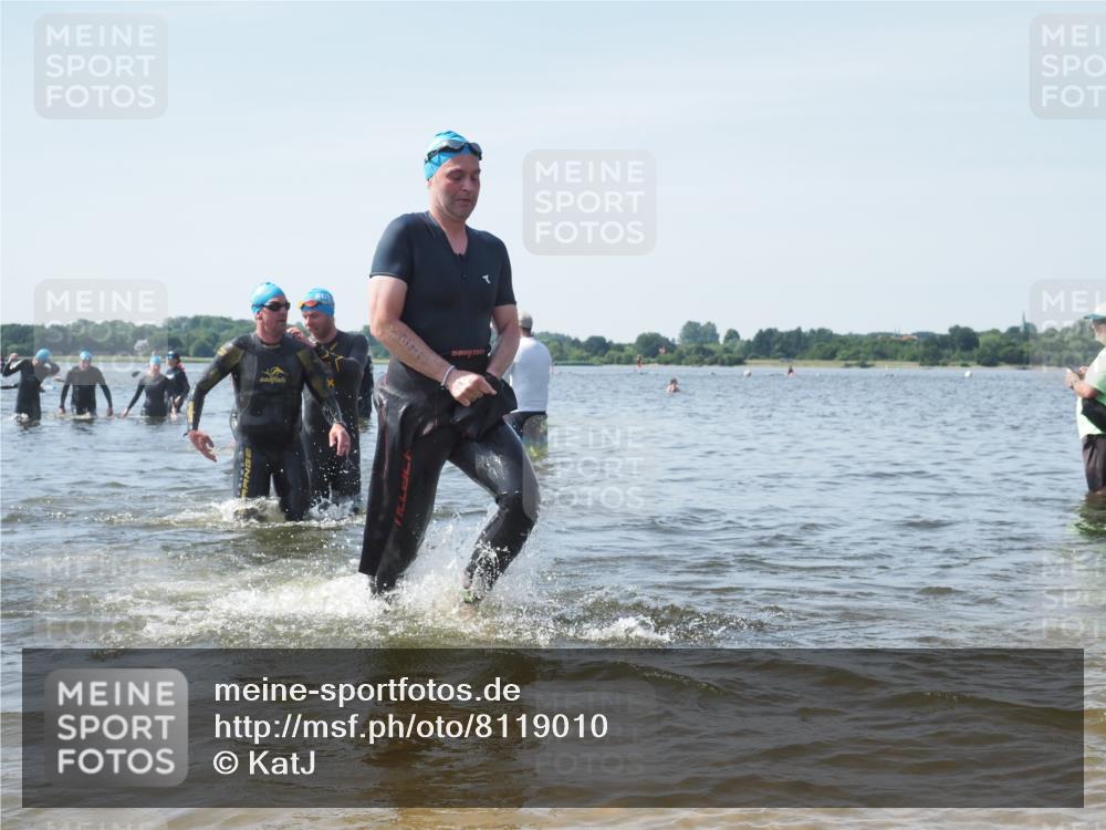 22.06.2025 - Viking Triathlon KatJ http://msf.ph/oto/8119010 22.06.2025 10:46:26 Schwimmen 60, 121, 213, 225, 333, 406 meine-sportfotos.de