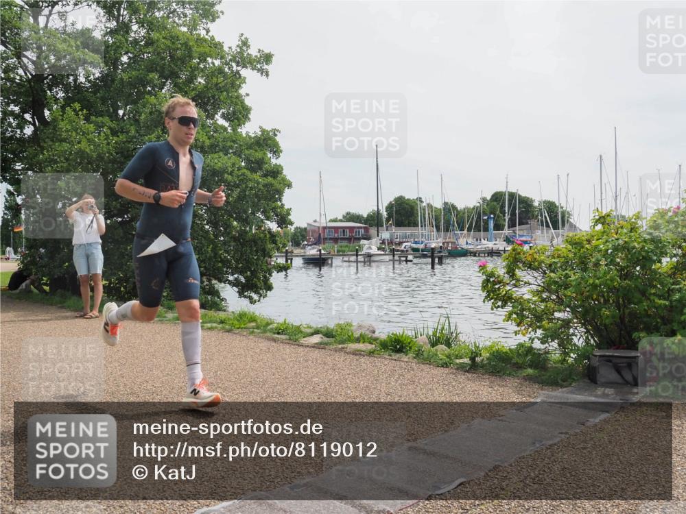 22.06.2025 - Viking Triathlon KatJ http://msf.ph/oto/8119012 22.06.2025 12:57:07 Laufen 152 meine-sportfotos.de